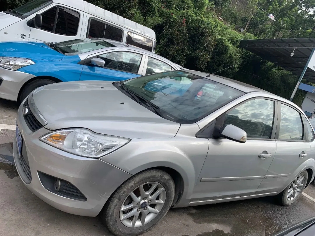 公開拍賣?？怂?、上海別克牌機(jī)動(dòng)車